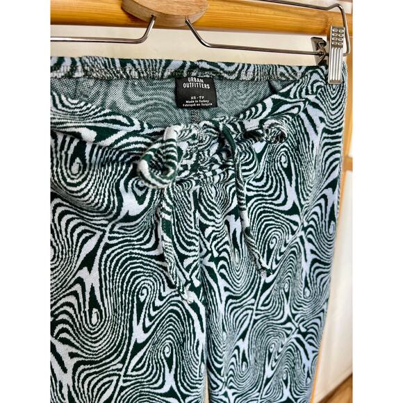 Urban Outfitters Swirl Ruched Flare Pant - Picture 4 of 7